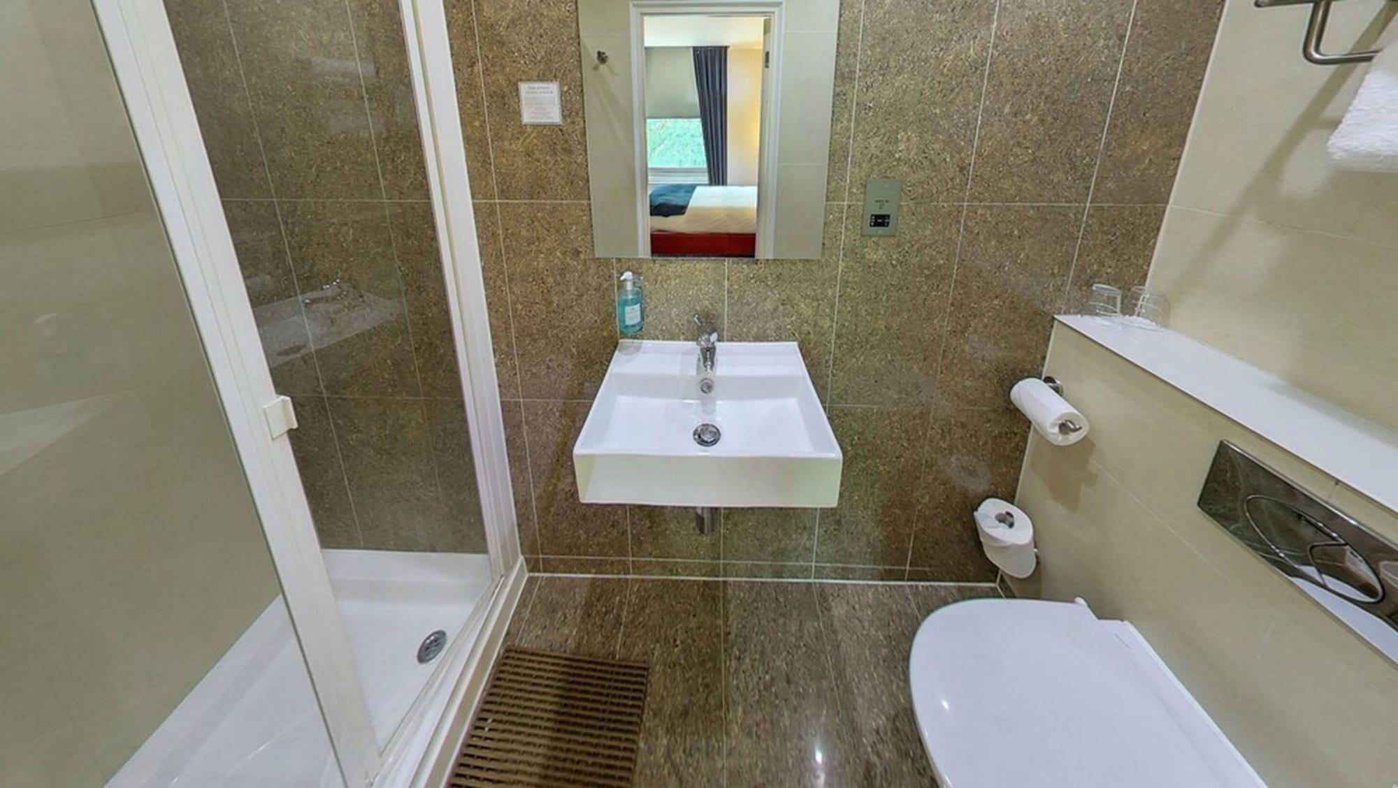 Simply Rooms & Suites London Exterior photo