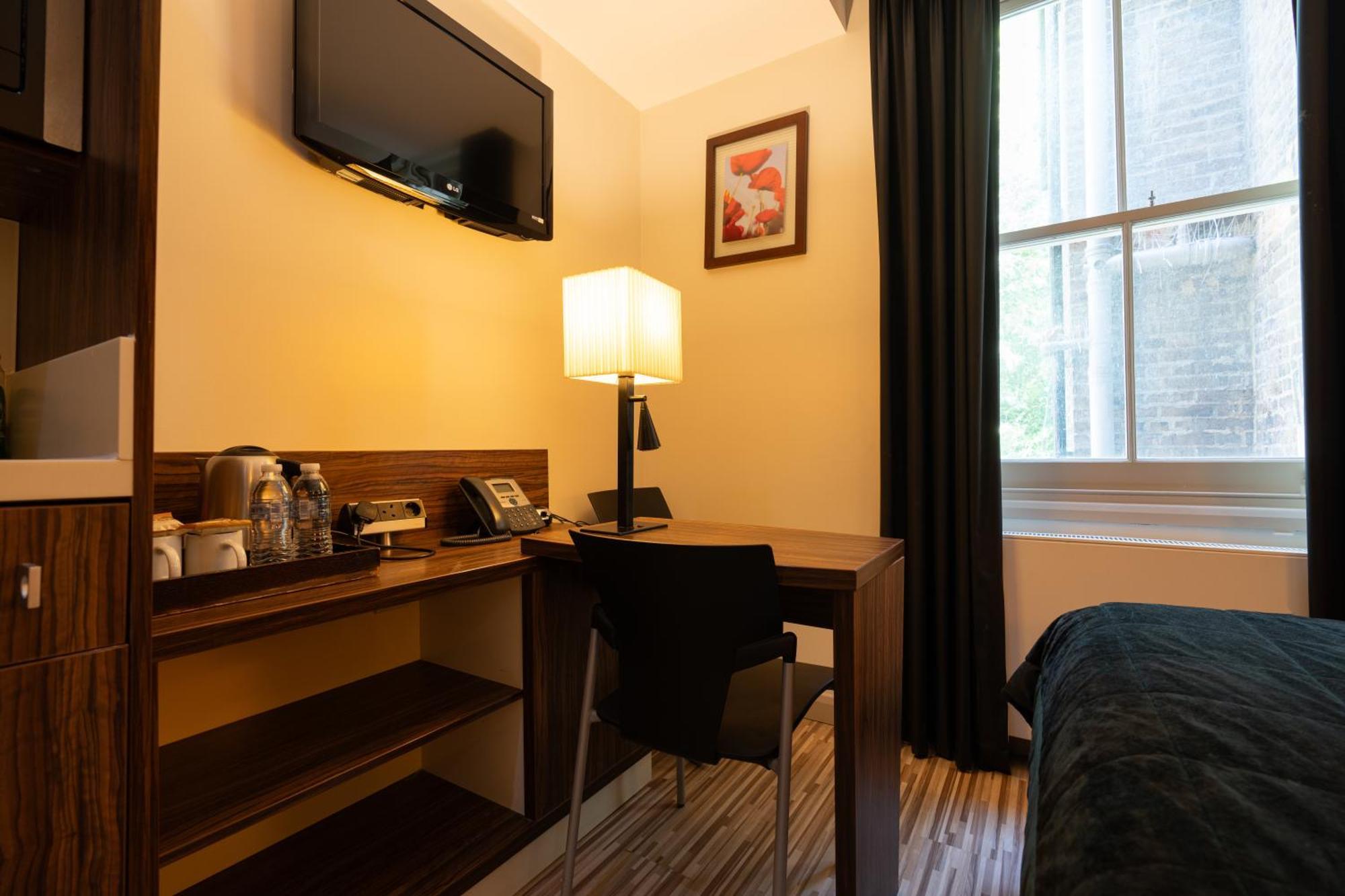 Simply Rooms & Suites London Exterior photo