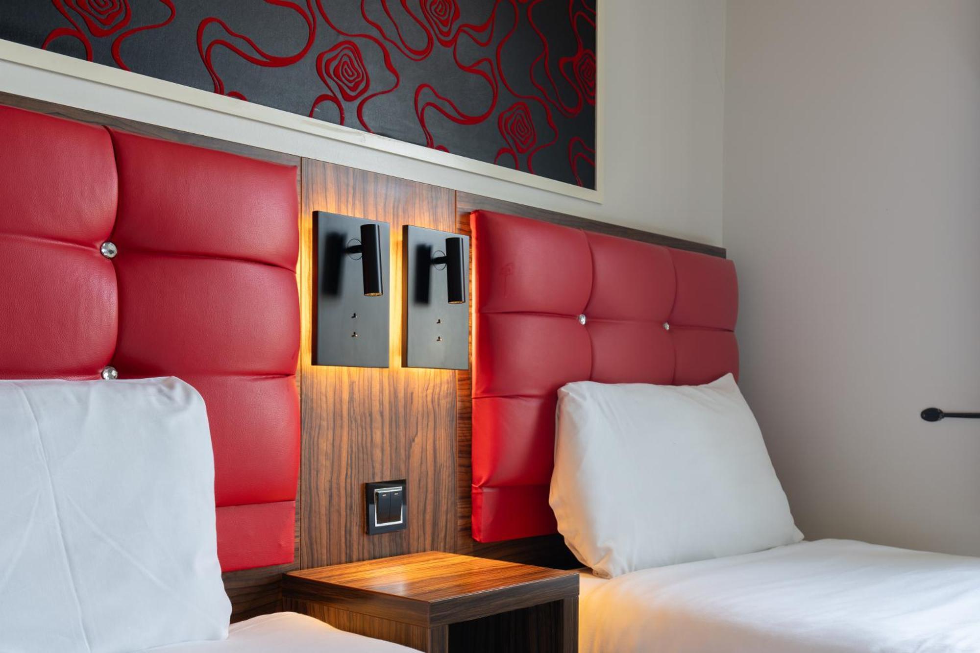 Simply Rooms & Suites London Exterior photo